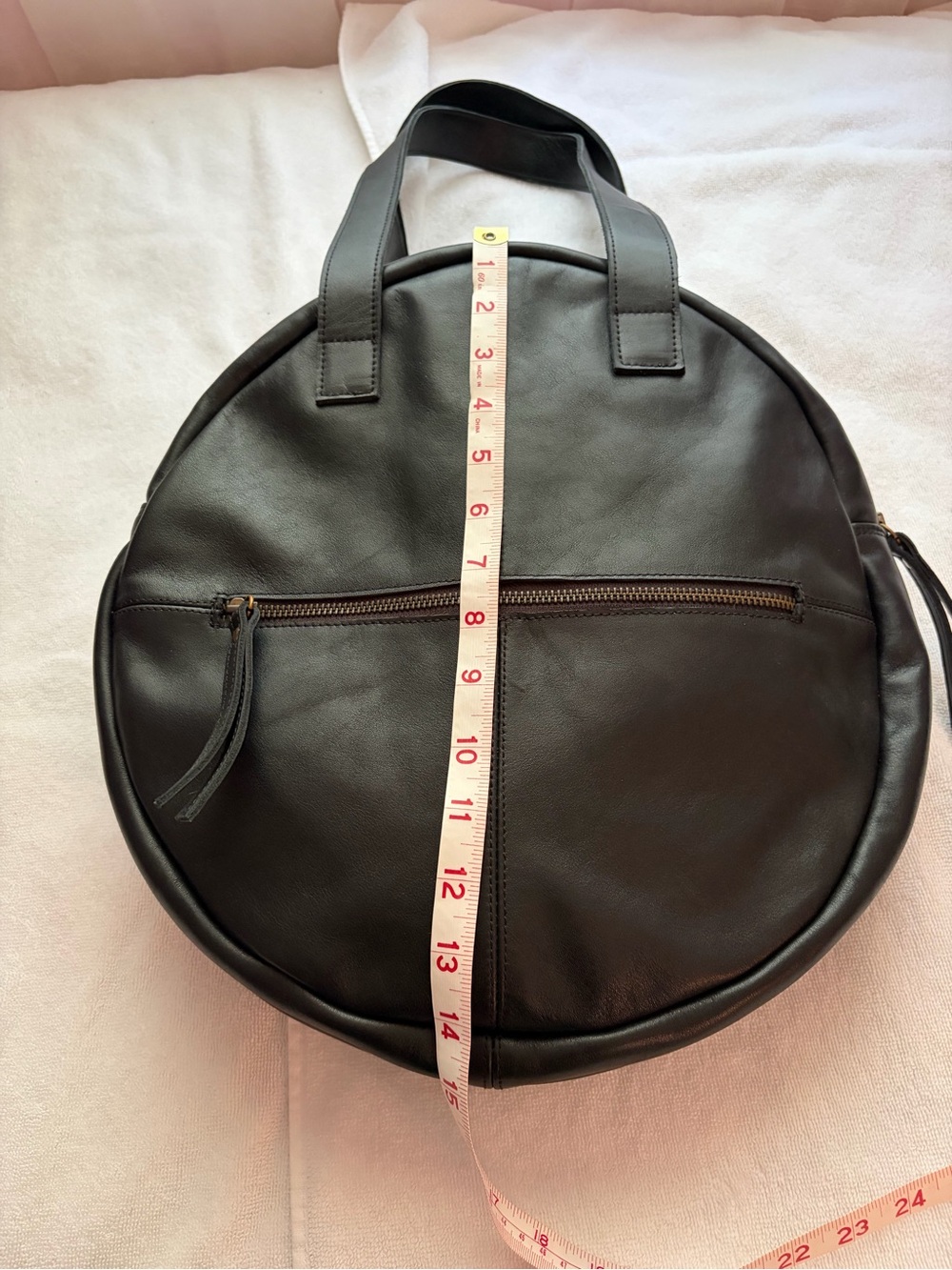 Juan Jo Black leather Round Bag - Picture 8 of 10